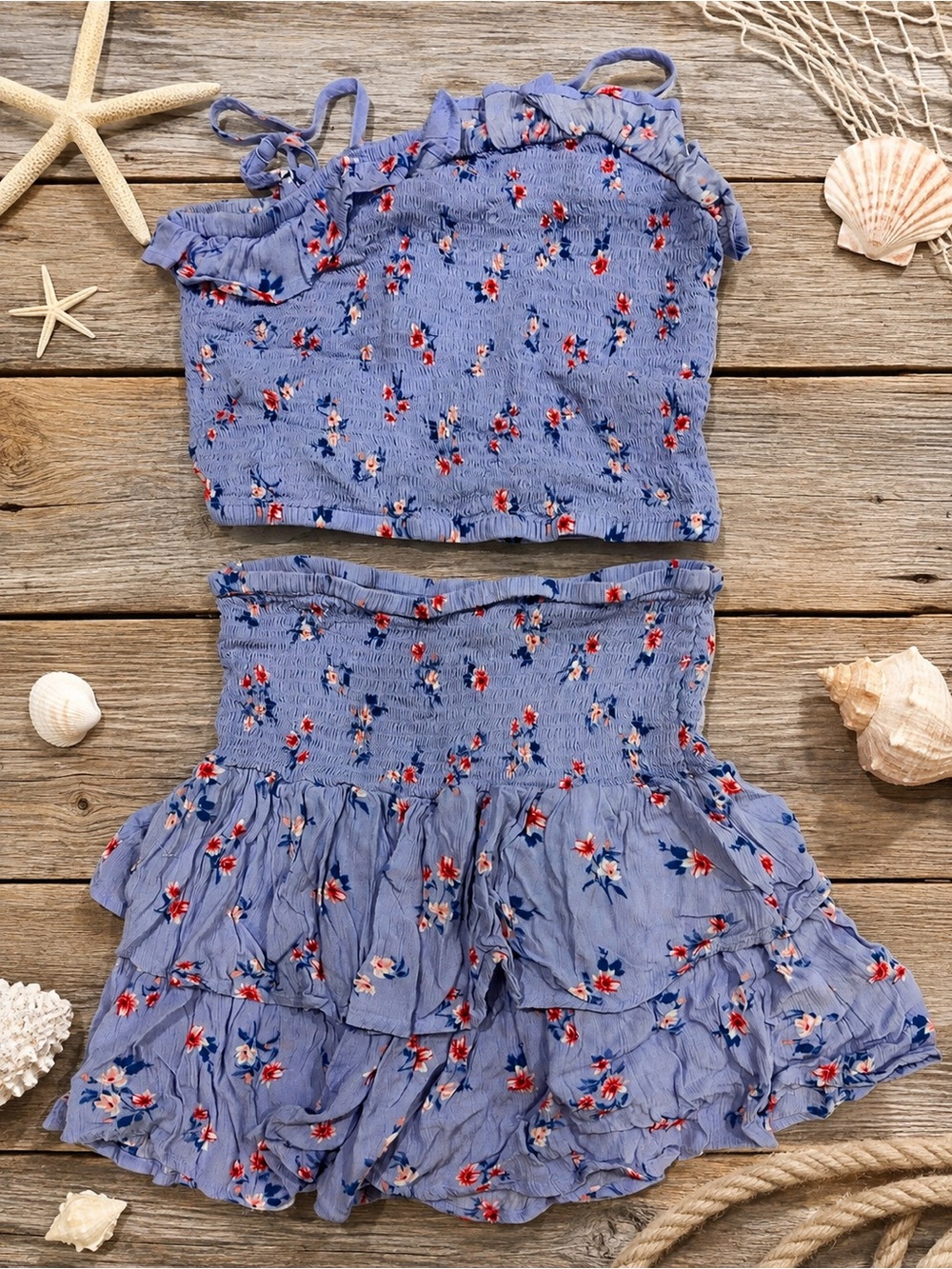 Pink Rose 2-Piece Blue Floral Smocked Crop Top & Ruffle Shorts Set Size Large